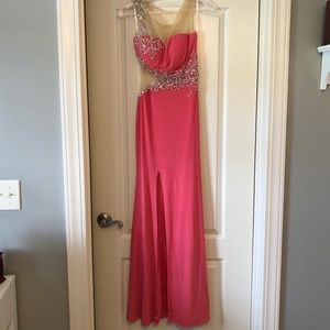 Riva Designs Prom Dress